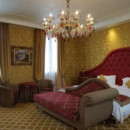Ξενοδοχείο Pesaro Palace