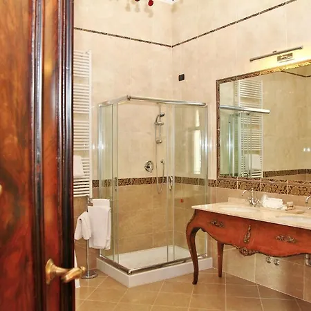 Pesaro Palace 4*