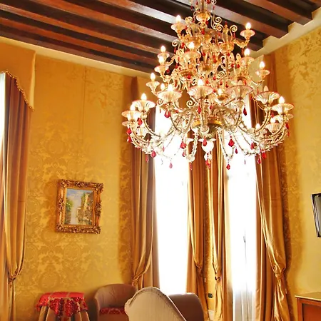 Szálloda Pesaro Palace