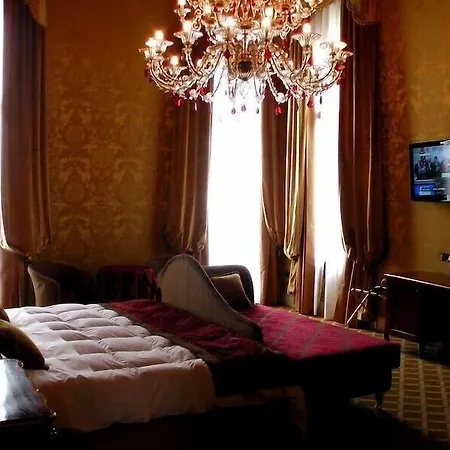 Pesaro Palace 4* Venice