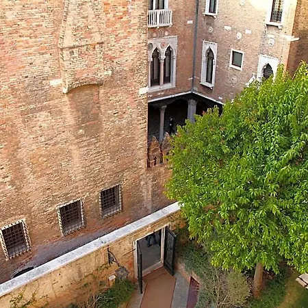 Pesaro Palace 4* Venedik