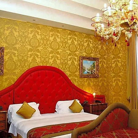 Pesaro Palace Venedik