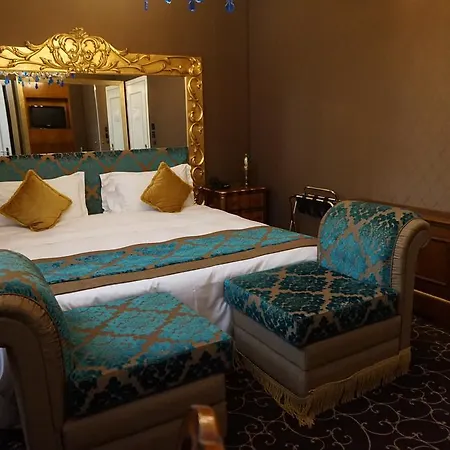 Pesaro Palace 4* Velence