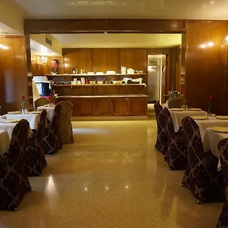 Pesaro Palace 4*