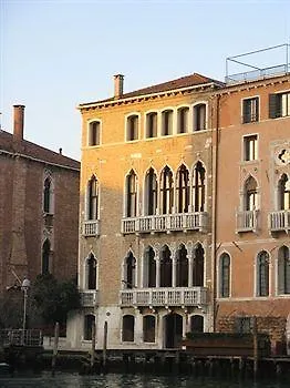 Pesaro Palace Venedik