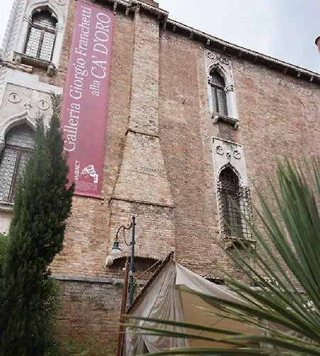 Pesaro Palace 4* Venedig