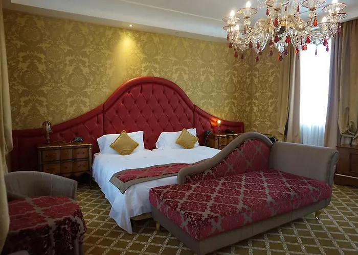 Pesaro Palace 4*