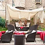 Pesaro Palace Otel 4*