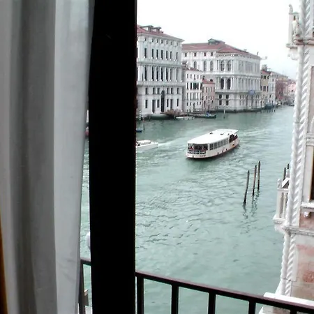 Otel Pesaro Palace 4*