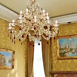 Pesaro Palace Szálloda