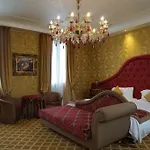 Szálloda Pesaro Palace