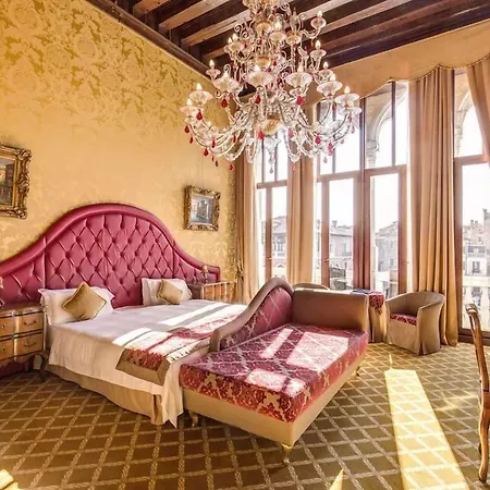 Hotel Pesaro Palace Venedig